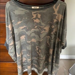 Camo oversized shirt